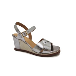 NU PIED FUGITIVE IROIZE